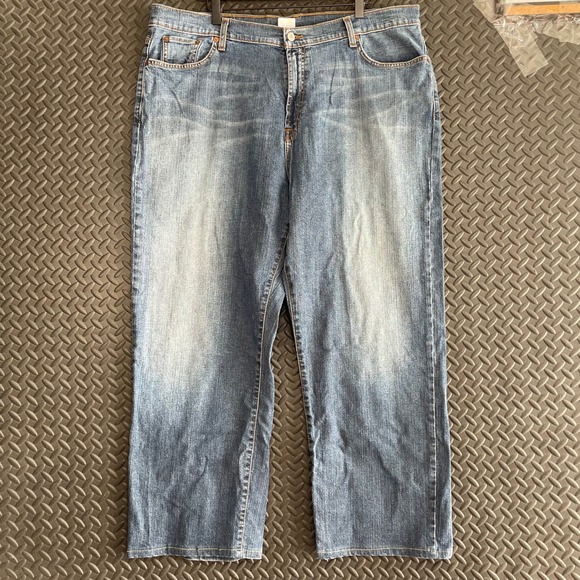 Lucky Brand Dungarees Classic Fit Short Fit Denim‎ Washed Jeans Mens Size 40 - Picture 1 of 9